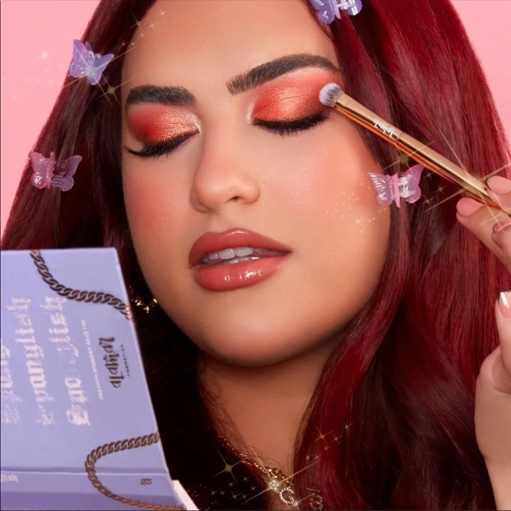 NWT Alamar Cosmetics Spanglish Pressed Pigment Eyeshadow Palette